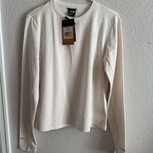 🆕 The North Face Long Sleeve Top